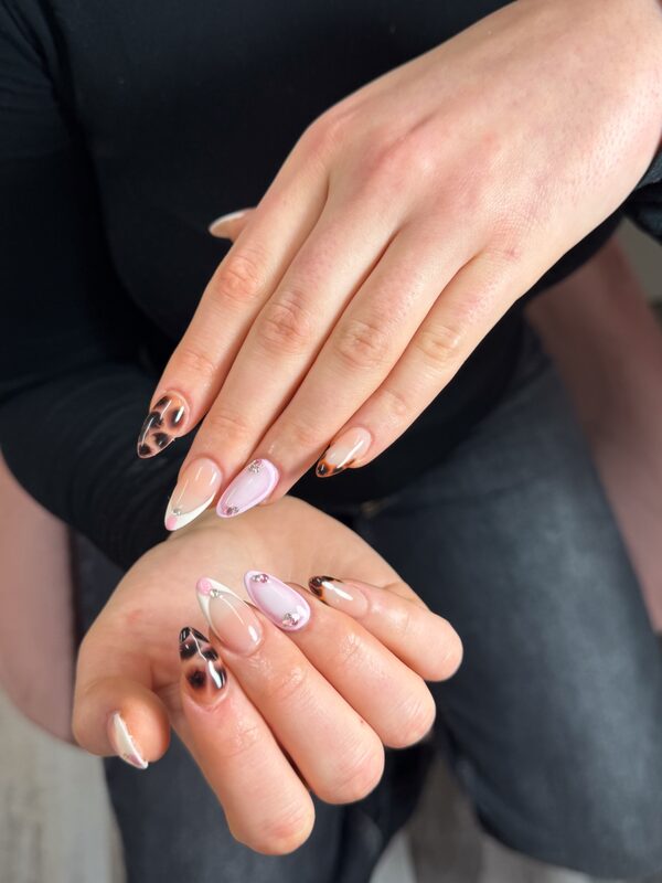 Neumodellage Acryl Nägel – Nails Glam by Maria St. Gallen